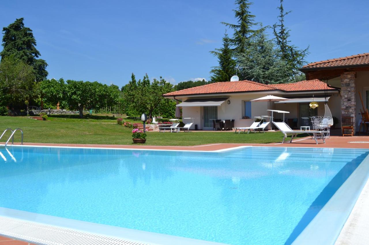 Villa Josephine San Felice del Benaco Exterior photo